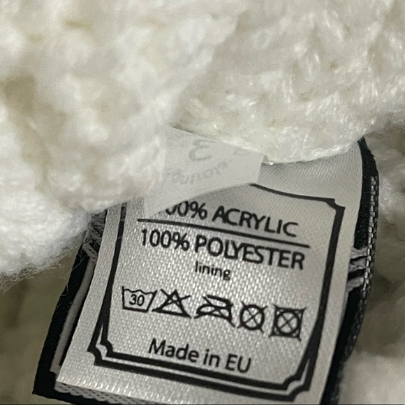 Sabbot Golf Hat - Picture 3 of 4